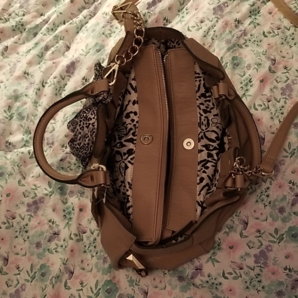 NWT JESSICA SIMPSON RUCHED LUCILLE SATCHEL - Picture 3 of 8